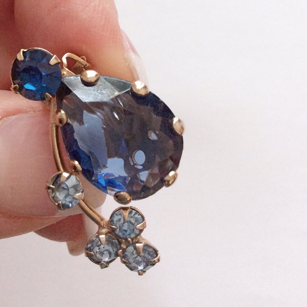 Vintage Sapphire Blue Rhinestone Ear Crawlers